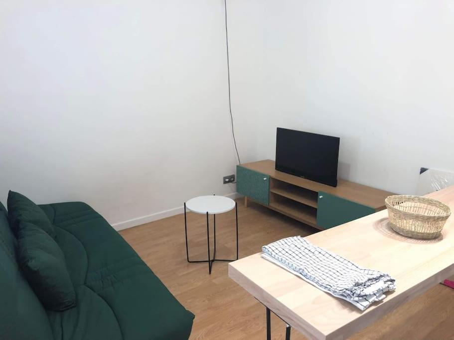 Appartement Studio Confortable Pres De Paris à Villejuif Extérieur photo